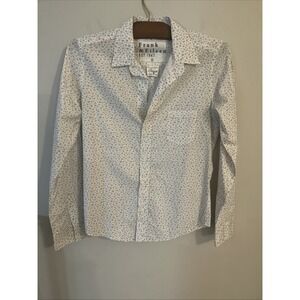 FRANK & EILEEN WOVEN ITALIAN BLUE HEART PATTERN BARRY BUTTON DOWN SIZE SMALL